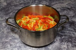 название картинки Лечо из кабачков на зиму