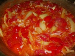 Лечо из помидор с луком, перцем и моркови на зиму