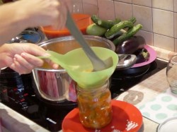 название картинки Лечо огуречное с помидорами на зиму