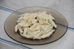 название картинки Легкий салат Полянка с колбасой