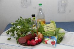 название картинки Легкий салат Полянка с колбасой