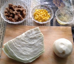 название картинки Легкий витаминный салатик из редьки и капусты