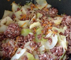 Ленивые голубцы с куриным фаршем в мультиварке