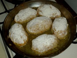 название картинки Ленивые голубцы с рисом капустой и фаршем в кастрюле