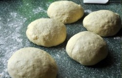 Лепешки грузинские с сыром - шаг 6 Лепешки грузинские с сыром - шаг 6