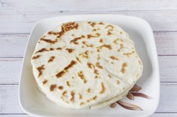 название картинки Лепешки с картошкой на сковороде