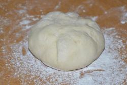 название картинки Лепешки с моцареллой и зеленым луком