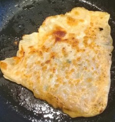 название картинки Лепешки с начинкой за 5 минут