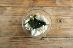 Лепешки с творогом на сковороде - шаг 7