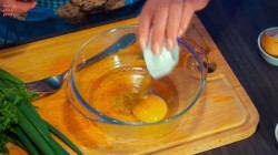 Летний фасолевый суп с фрикадельками из свиного фарша