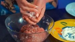 Летний фасолевый суп с фрикадельками из свиного фарша