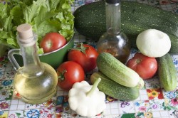 Летний салат с острым маслом - шаг 1 Летний салат с острым маслом - шаг 1