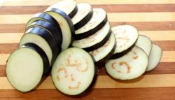 название картинки Запеканка из баклажанов с помидорами и сыром в духовке