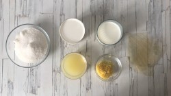 название картинки Лимонная панна котта с ревеневым  соусом