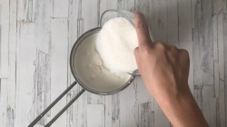 название картинки Лимонная панна котта с ревеневым  соусом