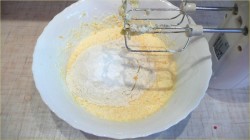 Лимонный пирог в мультиварке