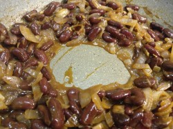 Лобио из консервированной фасоли