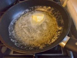 Лобио из стручковой фасоли с яйцом по-грузински