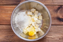 название картинки Лоранский пирог с курицей и грибами