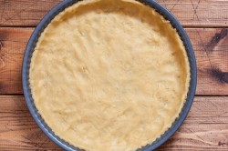 название картинки Лоранский пирог с курицей и грибами