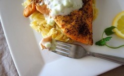 Лосось по-гречески с соусом цацики