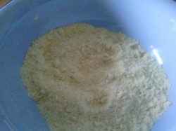 название картинки Луковый пирог с плавленным сыром