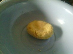 название картинки Луковый пирог с плавленным сыром