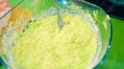 Простые кабачковые котлеты с яйцом и зеленью