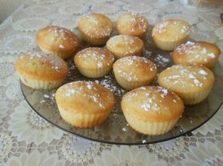 название картинки Маффины с начинкой джем, мармелад