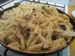 название картинки Макароны с белыми грибами