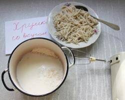 название картинки Макароны с фаршем и болгарским перцем с соусом бешамель