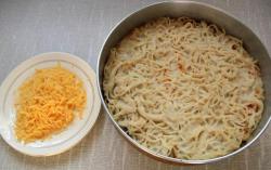 название картинки Макароны с фаршем и болгарским перцем с соусом бешамель