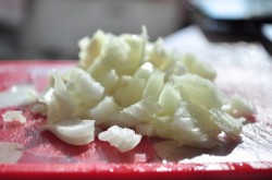 Макароны с фаршем и овощами в чесночном соусе - шаг 2