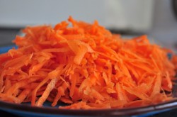 Макароны с фаршем и овощами в чесночном соусе - шаг 3