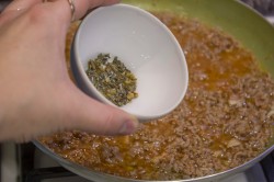 Макароны с говядиной а-ля болоньезе - шаг 9 Макароны с говядиной а-ля болоньезе - шаг 9