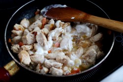 Макароны с курицей в духовке запеченные