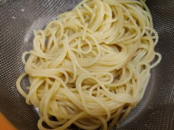 Макароны с мидиями