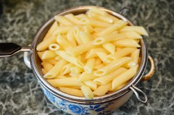 Макароны с томатной пастой