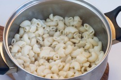 Макароны в сметане