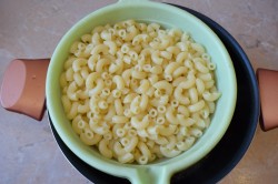 название картинки Макароны в сметанном соусе с грибами