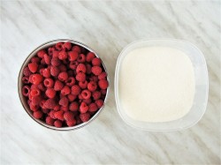 Малина с сахаром без варки на зиму