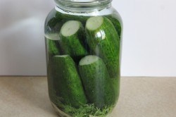 название картинки Малосольные огурцы классические