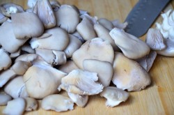 название картинки Маринованные грибы вешенки на зиму - отличная закуска