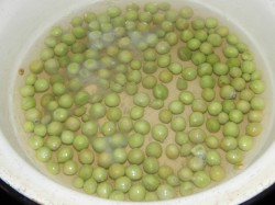 Маринованный горох на зиму домашний