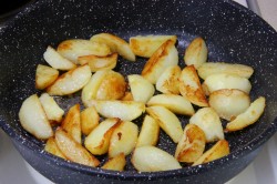 Маслята жареные с картошкой