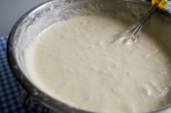 Медовые тонкие коржи - шаг 7 Медовые тонкие коржи - шаг 7