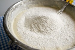 Медовые тонкие коржи - шаг 8 Медовые тонкие коржи - шаг 8