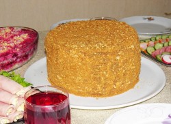 название картинки Медовый торт Чудо