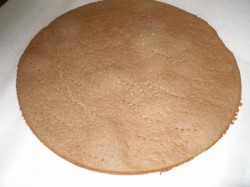 Медовый торт Коровка с вареной сгущенкой