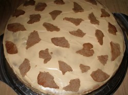 Медовый торт Коровка с вареной сгущенкой